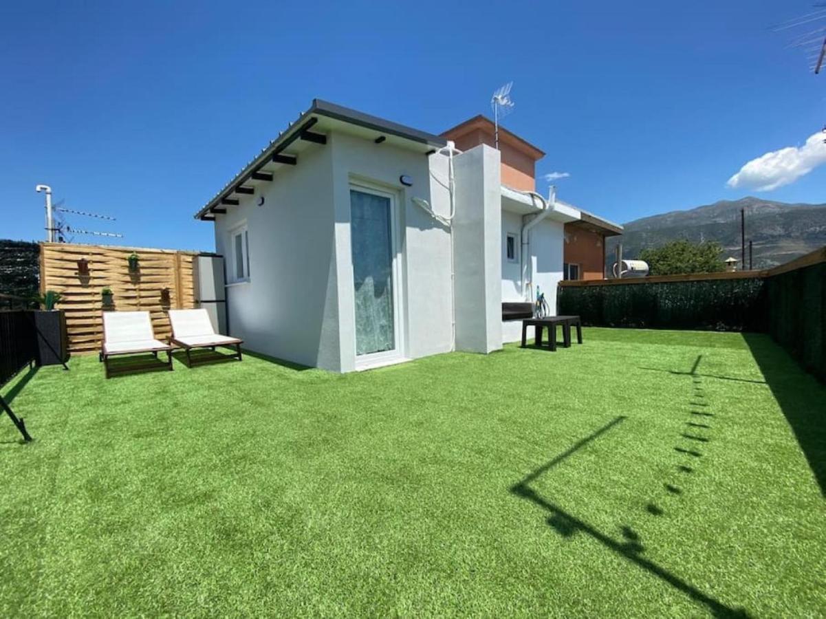 Rooftop Apartment With Garden In Ioánina Exterior foto