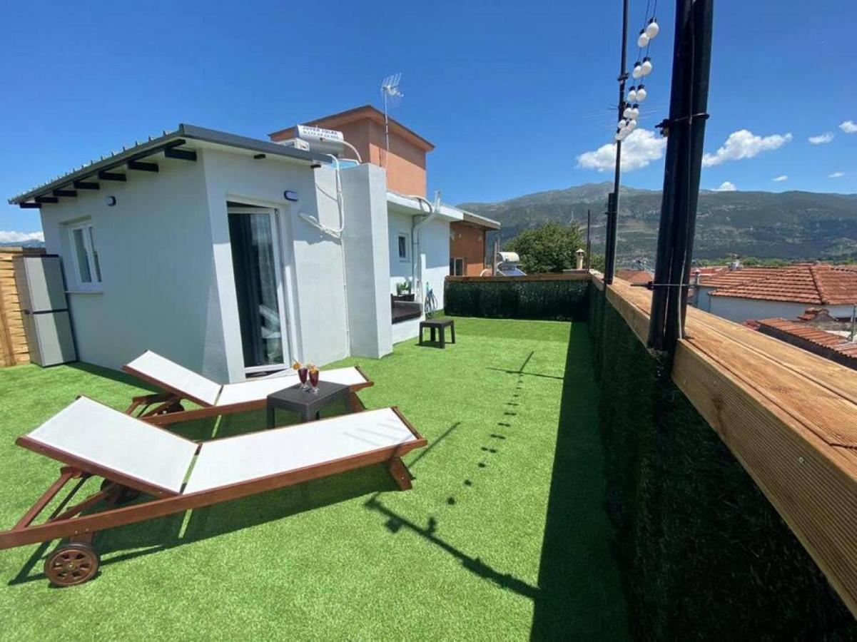 Rooftop Apartment With Garden In Ioánina Exterior foto